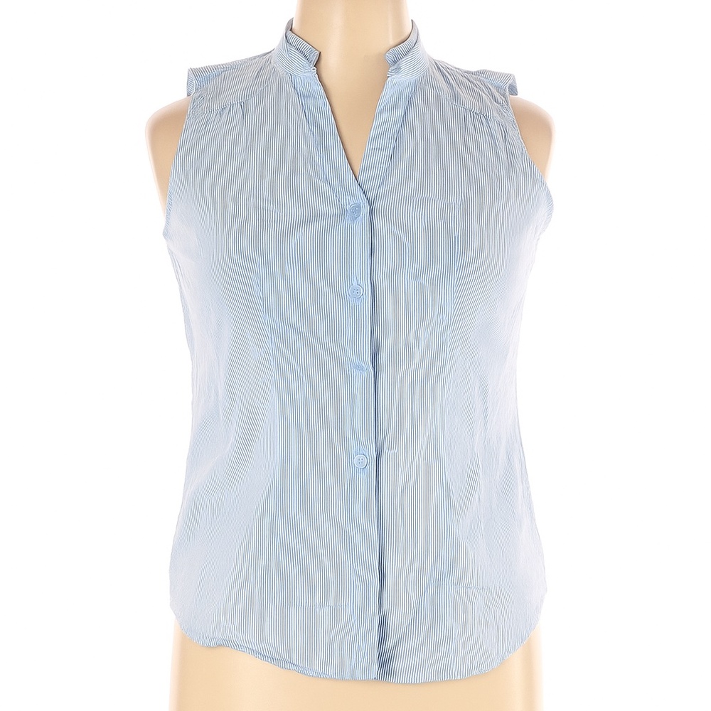 🛍️FREE w/$15☀️ WHBM Sleeveless Button-Down